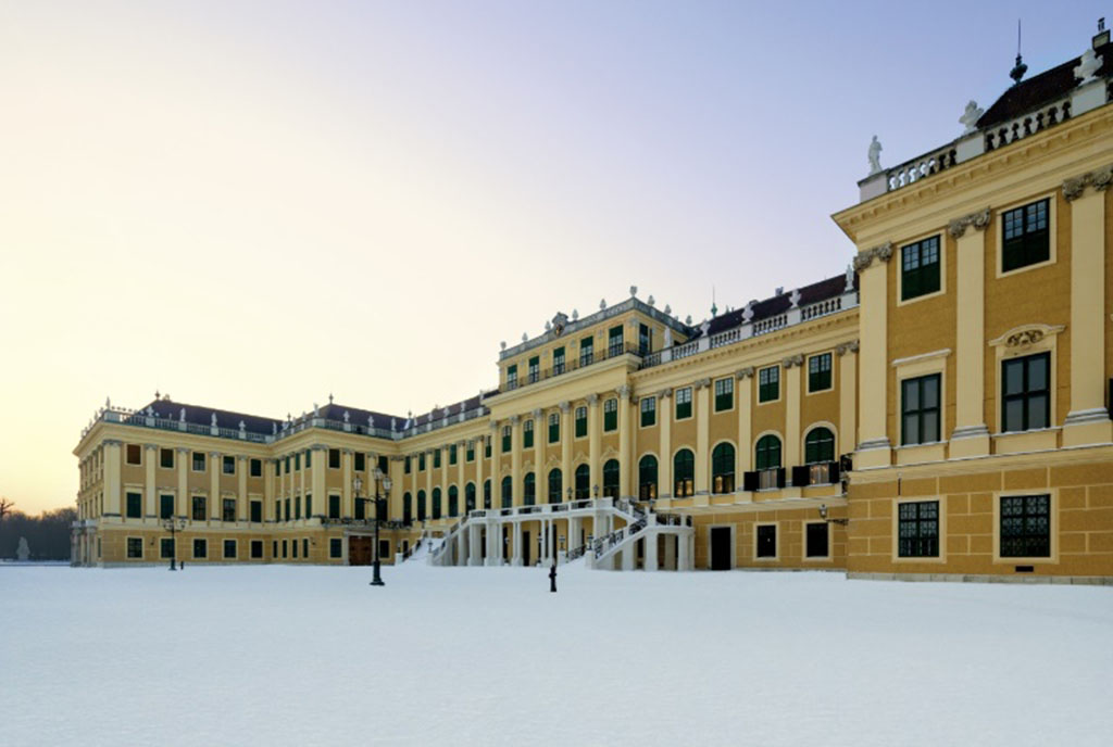 Schönbrunn Palace Park, Vienna in Winter
